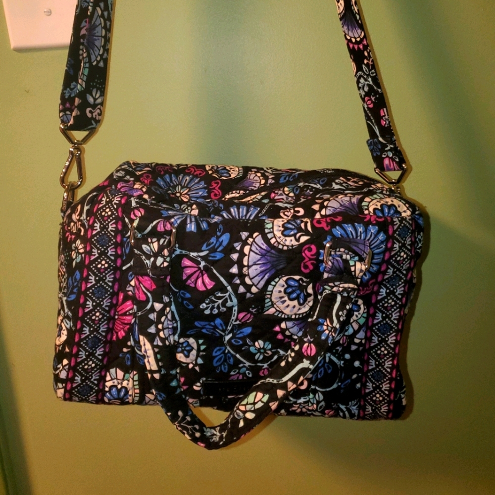 Vera Bradley Bramble EUC 100 bag